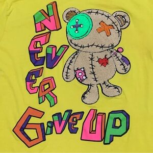 Switch Remarkable Never Give Up Embroidered Graphic Shirt Size XL Teddy Bear